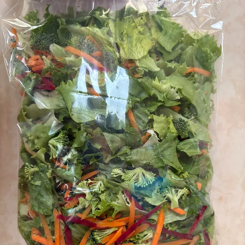 Ensalada verde con remolacha
