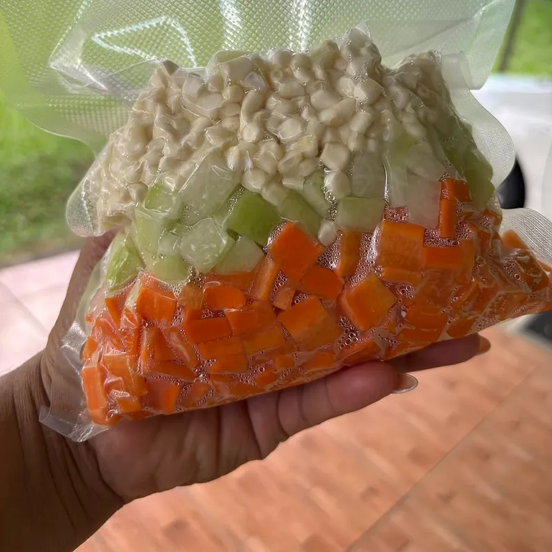 Picadillo de chayote, maíz y zanahoria